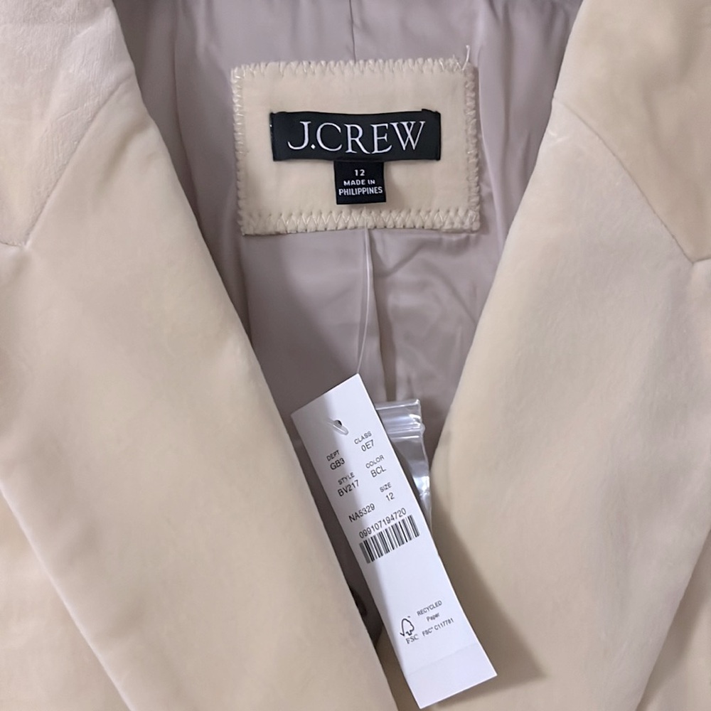 J.Crew Cropped double-breasted blazer in stretch velvet - Picture 7 of 11
